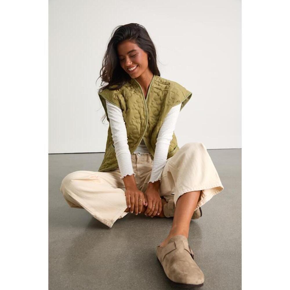 Lulus Wrenleigh Olive Green Floral Quilted Vest - Size S
